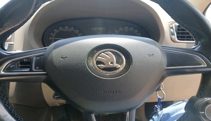 2015 Skoda Rapid AMBITION 1.5 TDI AT, Diesel, Automatic, 1,15,252 km, interior