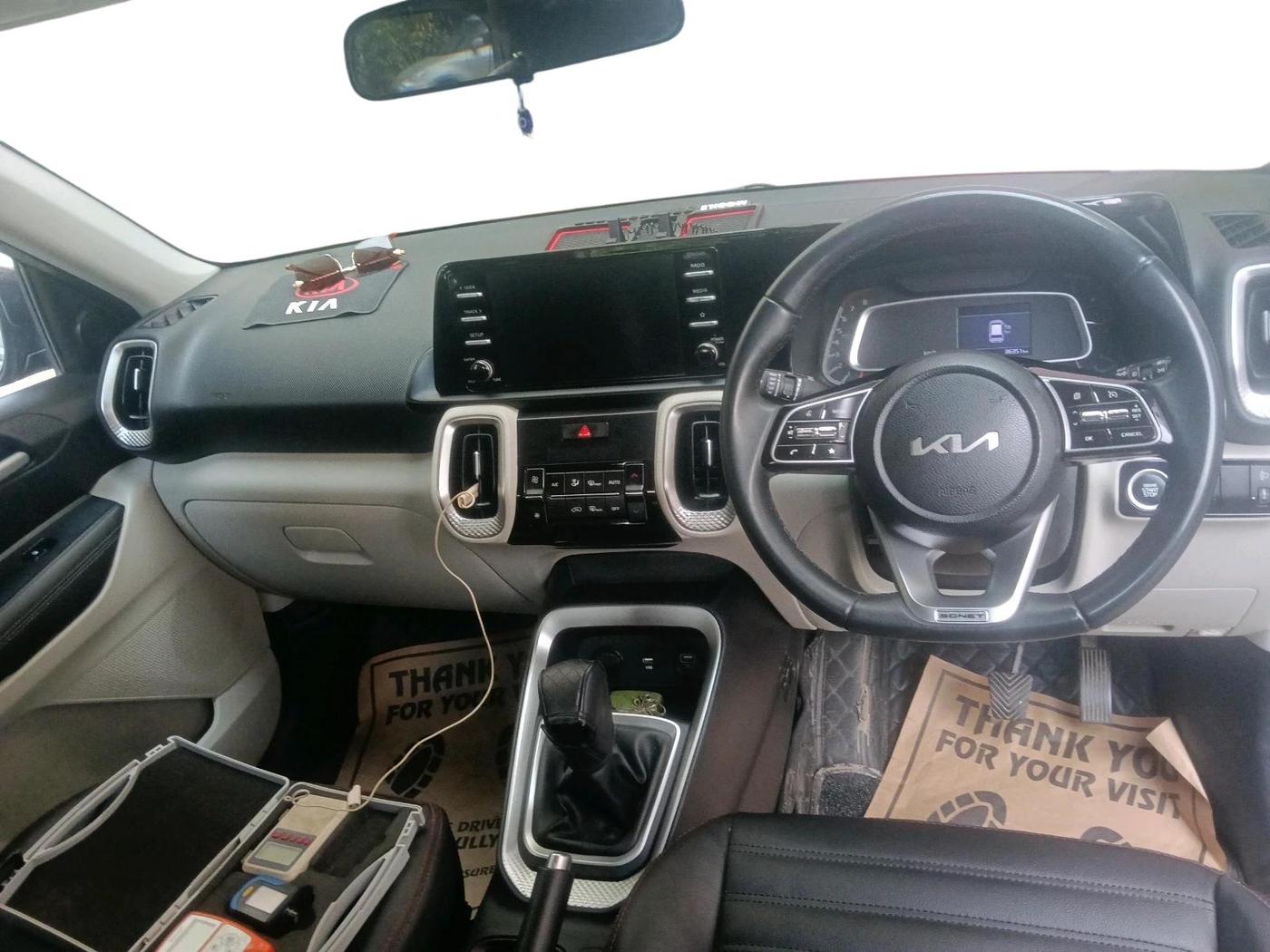 2021 KIA SONET HTX 1.0 IMT, Petrol, Manual, 36,351 km, interior