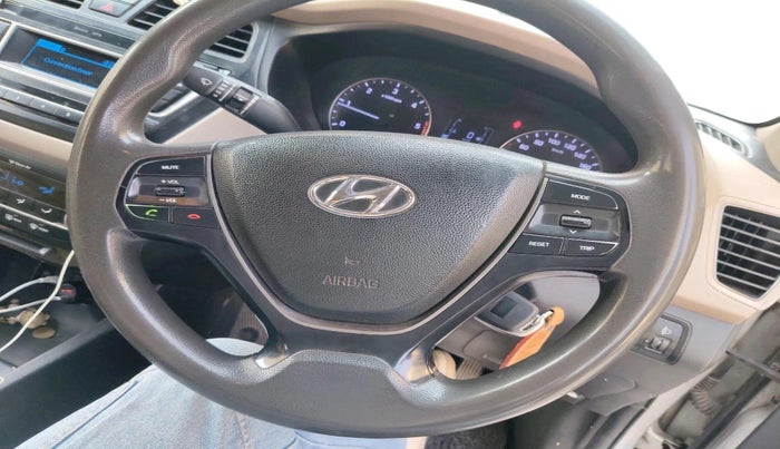2016 Hyundai Elite i20 SPORTZ 1.4 CRDI, Diesel, Manual, 1,63,865 km, interior