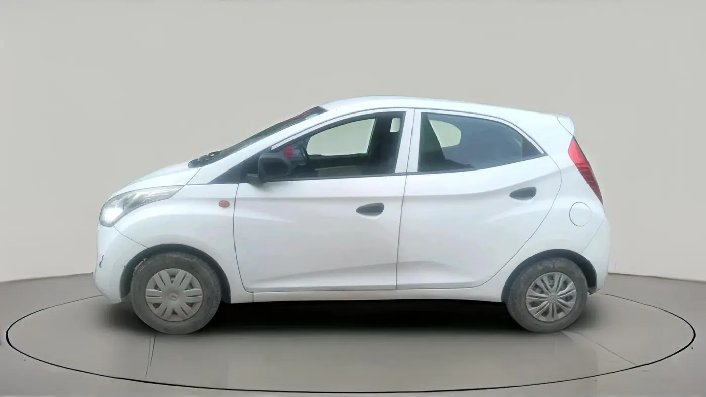 2014 Hyundai Eon ERA +, Petrol, Manual, 1,69,519 km, exterior