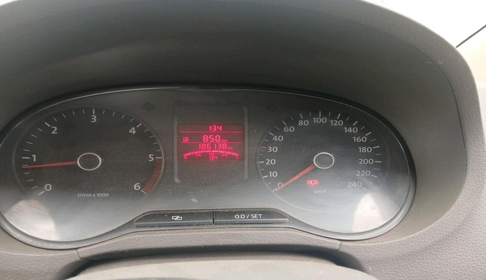 2012 Volkswagen Vento COMFORTLINE DIESEL 1.6, Diesel, Manual, 1,86,500 km, interior