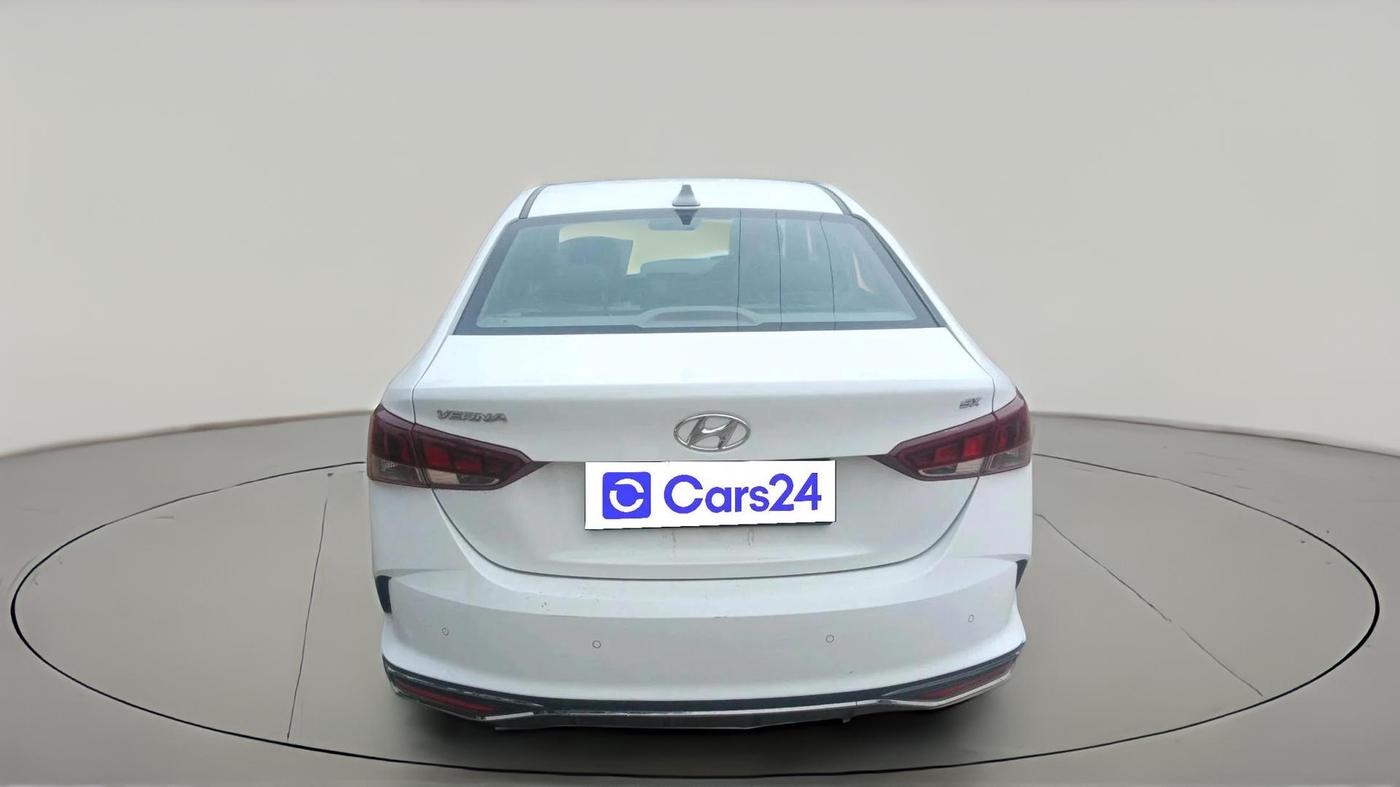 2022 Hyundai Verna SX (O) 1.5 CRDI, Diesel, Manual, 1,20,186 km, exterior