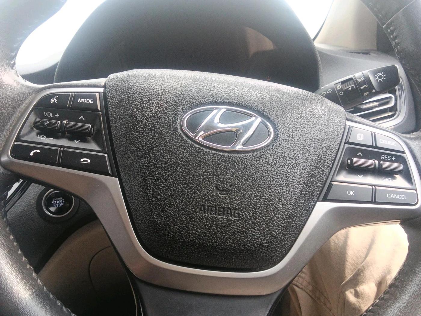 2022 Hyundai Verna SX (O) 1.5 CRDI, Diesel, Manual, 1,20,186 km, interior