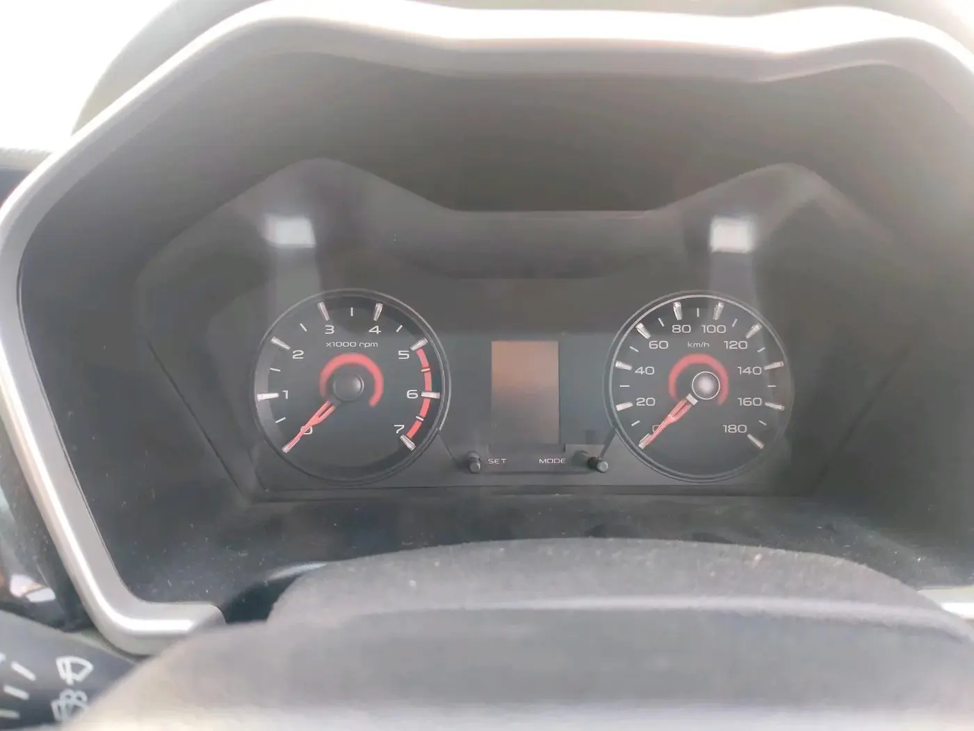 2016 Mahindra Kuv100 K8 D 6 STR, Diesel, Manual, 88,492 km, interior