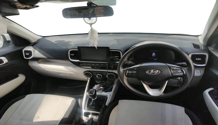 2022 Hyundai VENUE S PLUS 1.5 CRDI, Diesel, Manual, 31,531 km, interior