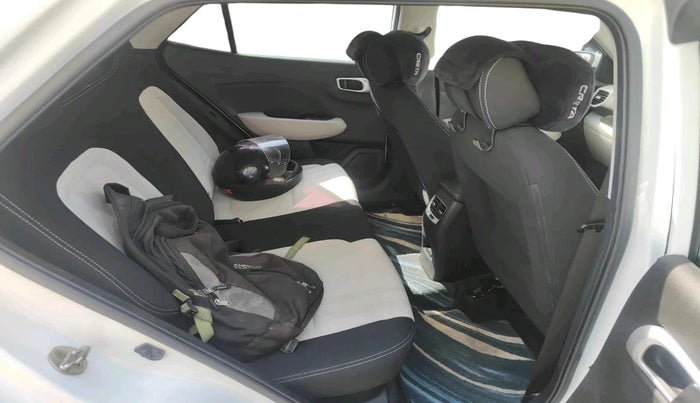 2022 Hyundai VENUE S PLUS 1.5 CRDI, Diesel, Manual, 31,531 km, interior