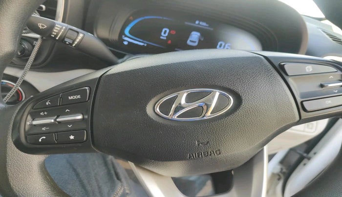 2022 Hyundai VENUE S PLUS 1.5 CRDI, Diesel, Manual, 31,531 km, interior