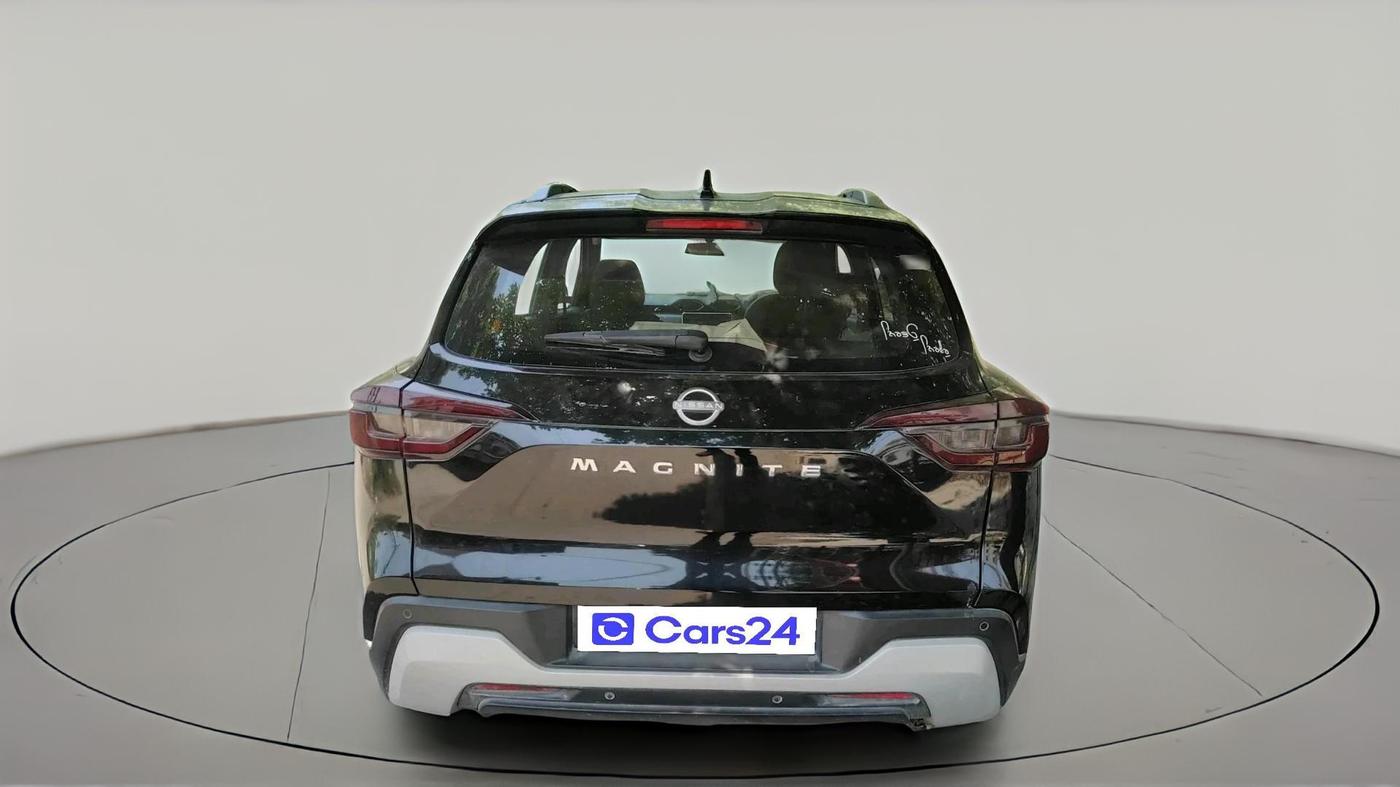 2025 Nissan MAGNITE N-Connecta B4D 1.0 Petrol MT, Petrol, Manual, 13,275 km, exterior