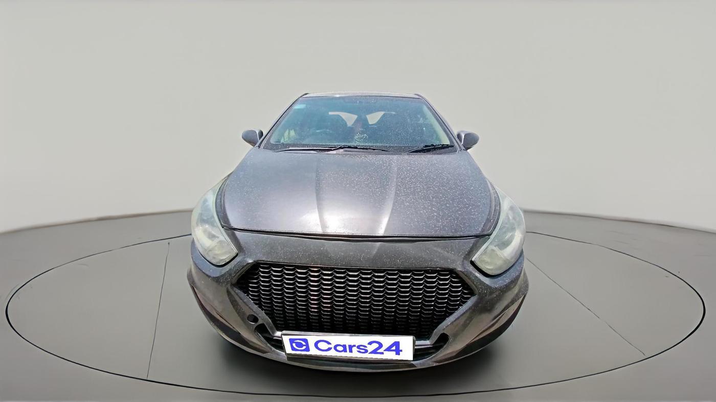2013 Hyundai Verna FLUIDIC 1.6 VTVT SX, Petrol, Manual, 1,04,143 km, exterior