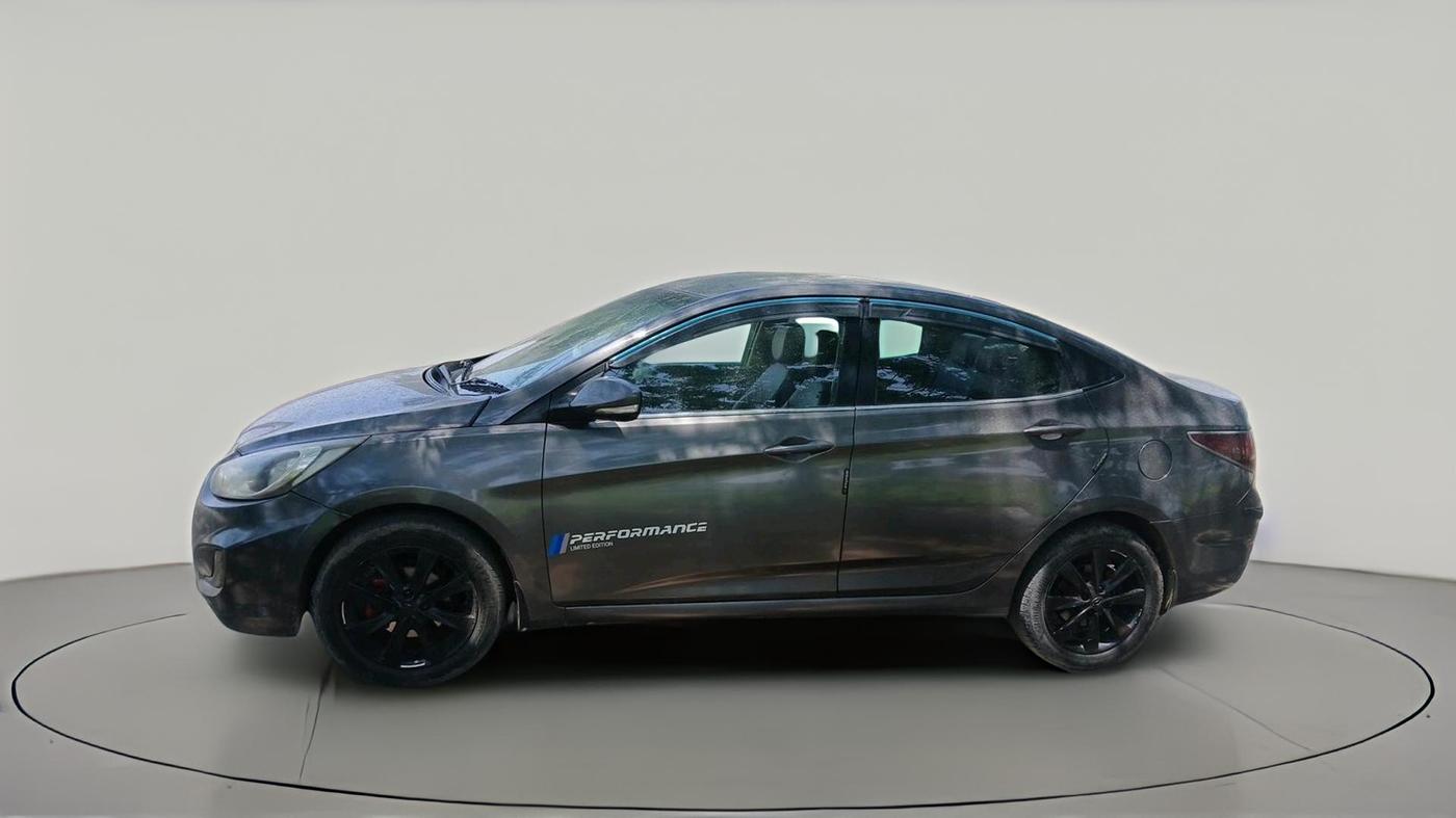 2013 Hyundai Verna FLUIDIC 1.6 VTVT SX, Petrol, Manual, 1,04,143 km, exterior