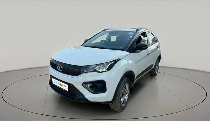 2023 Tata NEXON XM SUNROOF PETROL, Petrol, Manual, 31,758 km, exterior