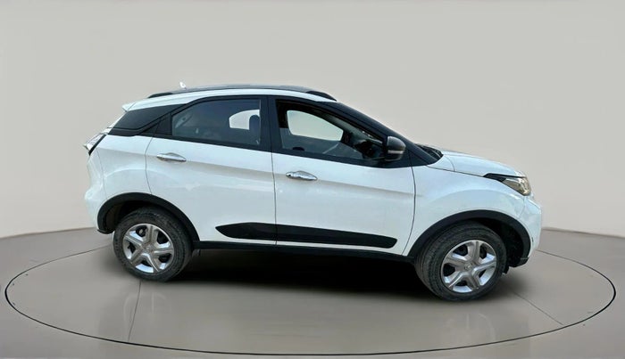 2023 Tata NEXON XM SUNROOF PETROL, Petrol, Manual, 31,758 km, exterior