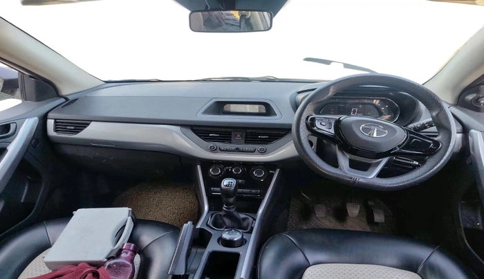 2023 Tata NEXON XM SUNROOF PETROL, Petrol, Manual, 31,758 km, interior