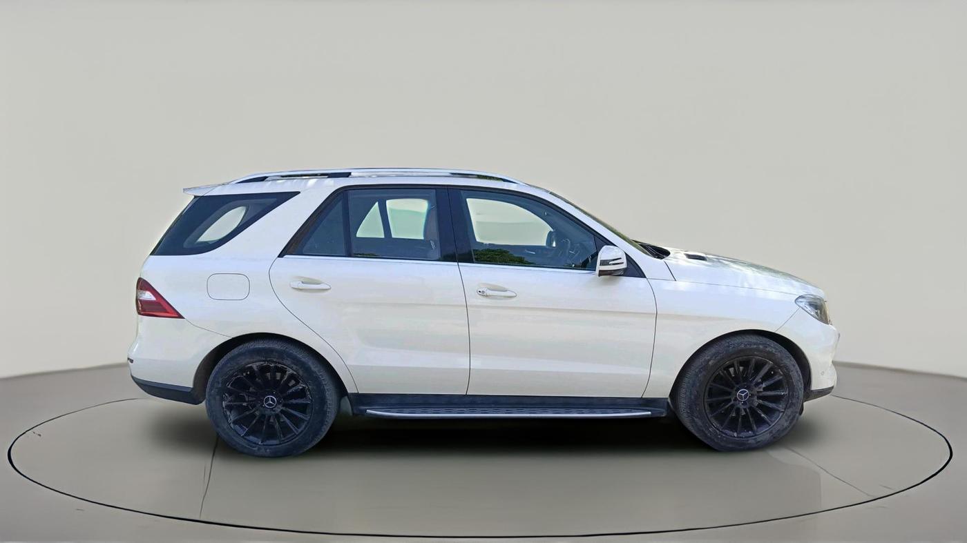 2013 Mercedes Benz Ml Class 350 CDI, Diesel, Automatic, 1,09,818 km, exterior