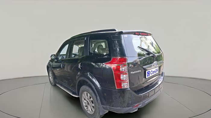 2017 Mahindra XUV500 W10, Diesel, Manual, 87,008 km, exterior