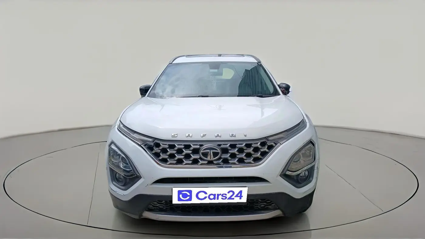 2022 Tata Safari XT PLUS, Diesel, Manual, 1,12,347 km, exterior