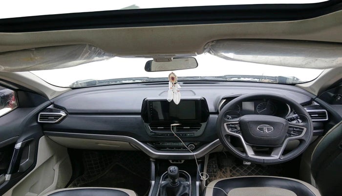 2022 Tata Safari XT PLUS, Diesel, Manual, 1,12,347 km, interior
