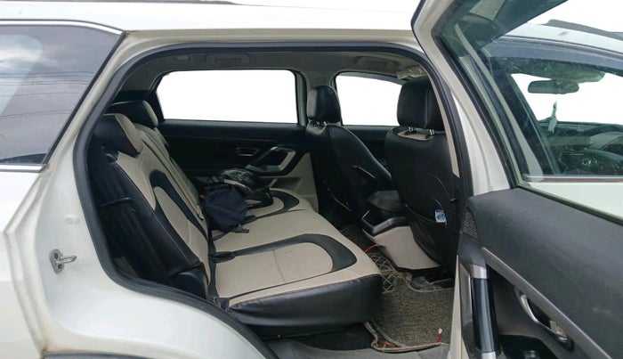 2022 Tata Safari XT PLUS, Diesel, Manual, 1,12,347 km, interior