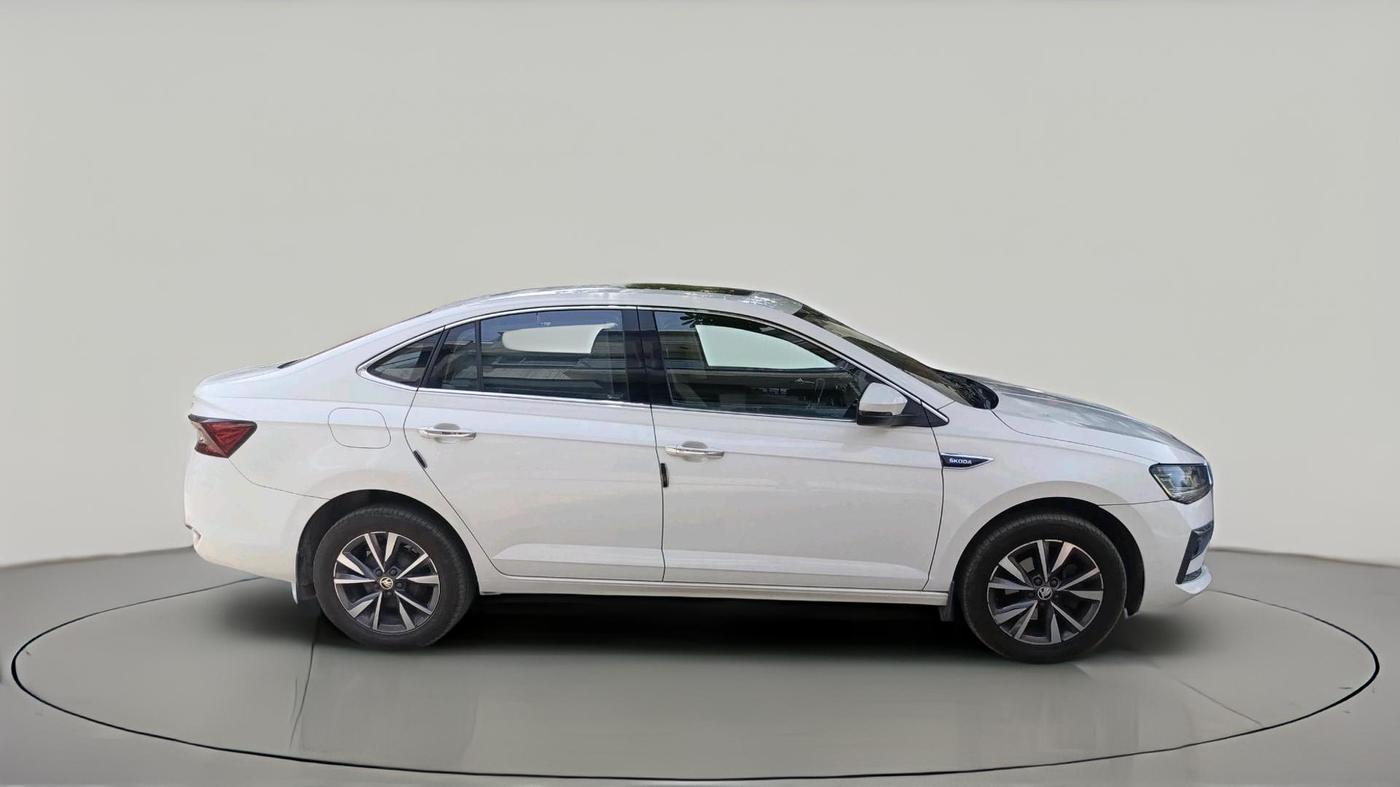2023 Skoda SLAVIA STYLE 1.0L TSI AT, Petrol, Automatic, 76,500 km, exterior