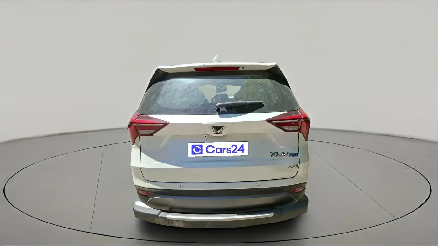 2024 Mahindra XUV700 AX 5 P MT 7 STR, Petrol, Manual, 16,191 km, exterior