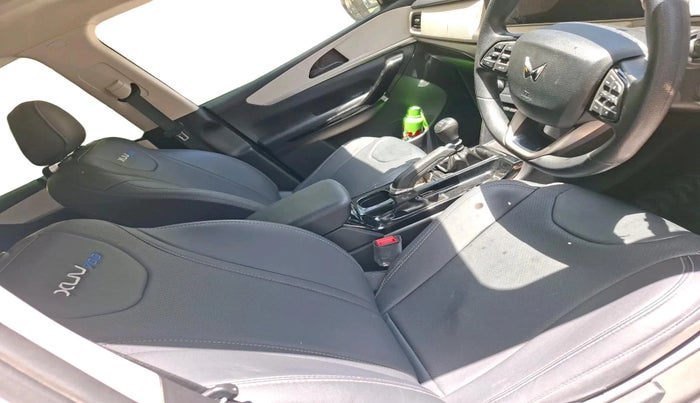 2024 Mahindra XUV700 AX 5 P MT 7 STR, Petrol, Manual, 16,191 km, interior