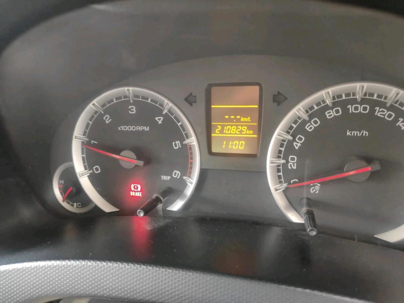 2013 Maruti Swift Dzire VDI, Diesel, Manual, 2,10,829 km, interior