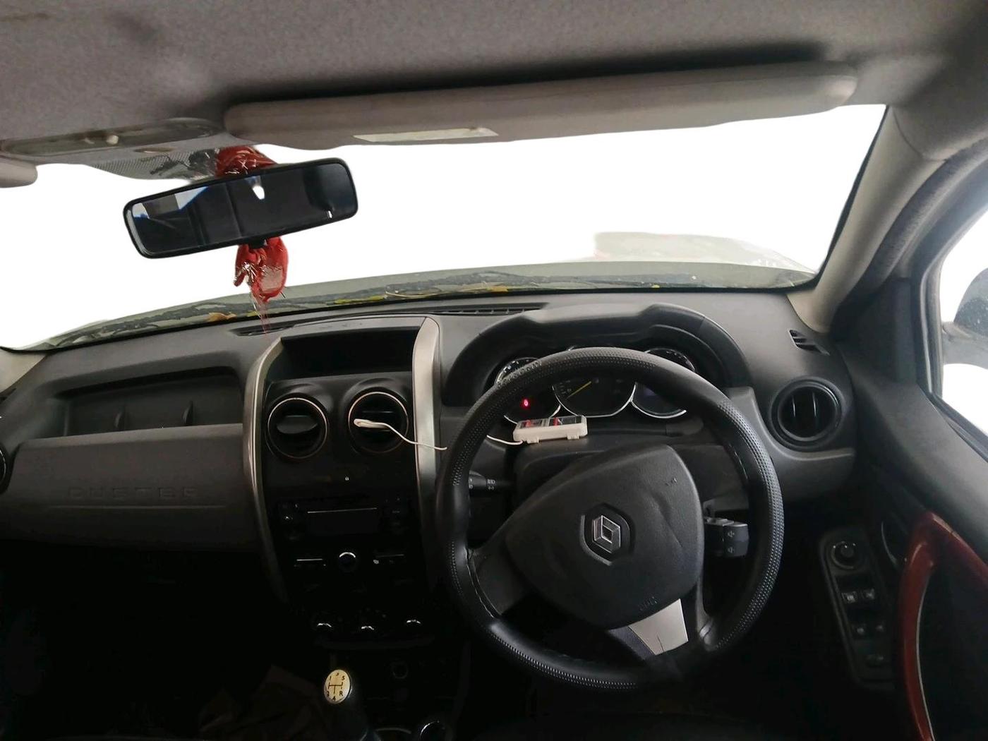 2016 Renault Duster 85 PS RXS MT DIESEL, Diesel, Manual, 1,88,975 km, interior