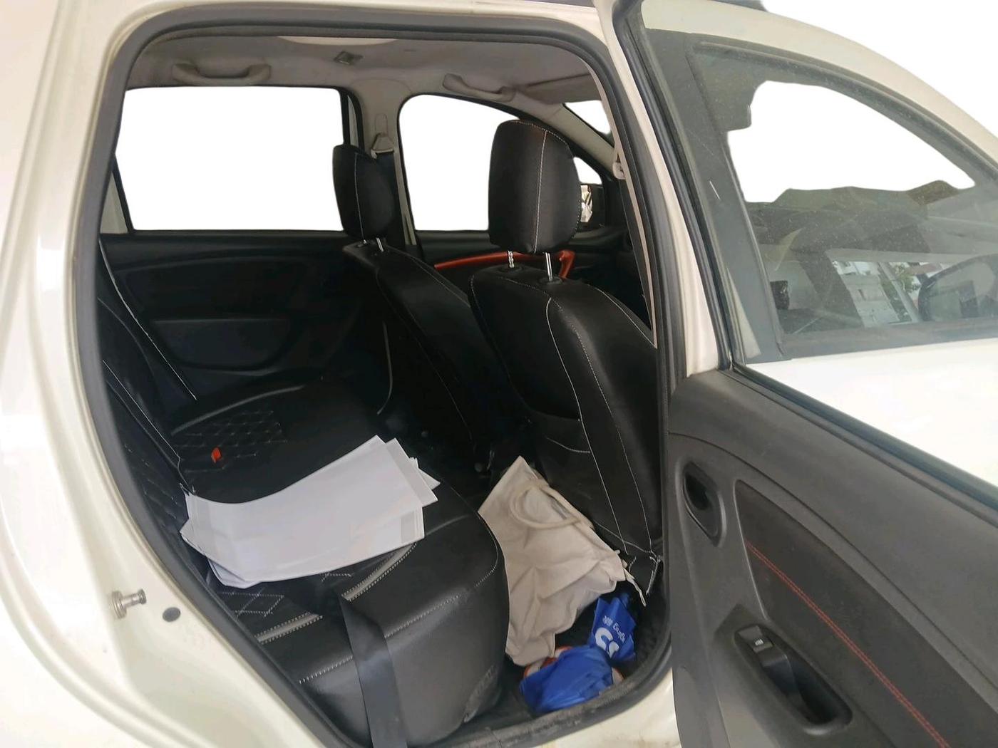 2016 Renault Duster 85 PS RXS MT DIESEL, Diesel, Manual, 1,88,975 km, interior