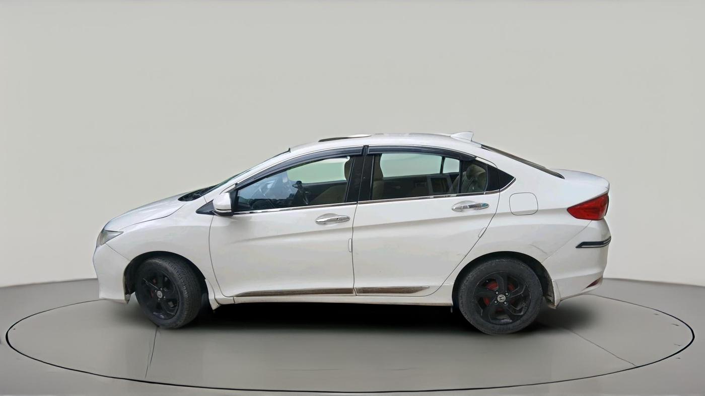 2015 Honda City 1.5L I-VTEC VX CVT, CNG, Automatic, 70,714 km, exterior