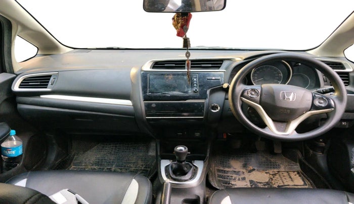 2018 Honda WR-V 1.5L I-DTEC VX MT, Diesel, Manual, 1,16,017 km, interior