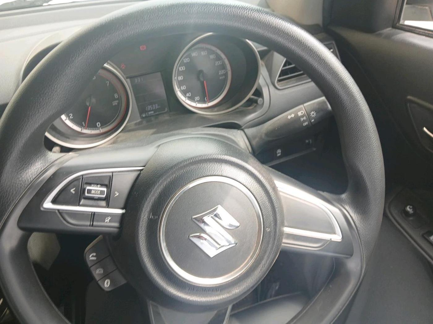 2022 Maruti Swift VXI, Petrol, Manual, 13,533 km, interior