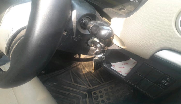 2017 Maruti Wagon R 1.0 LXI, Petrol, Manual, 58,733 km, interior