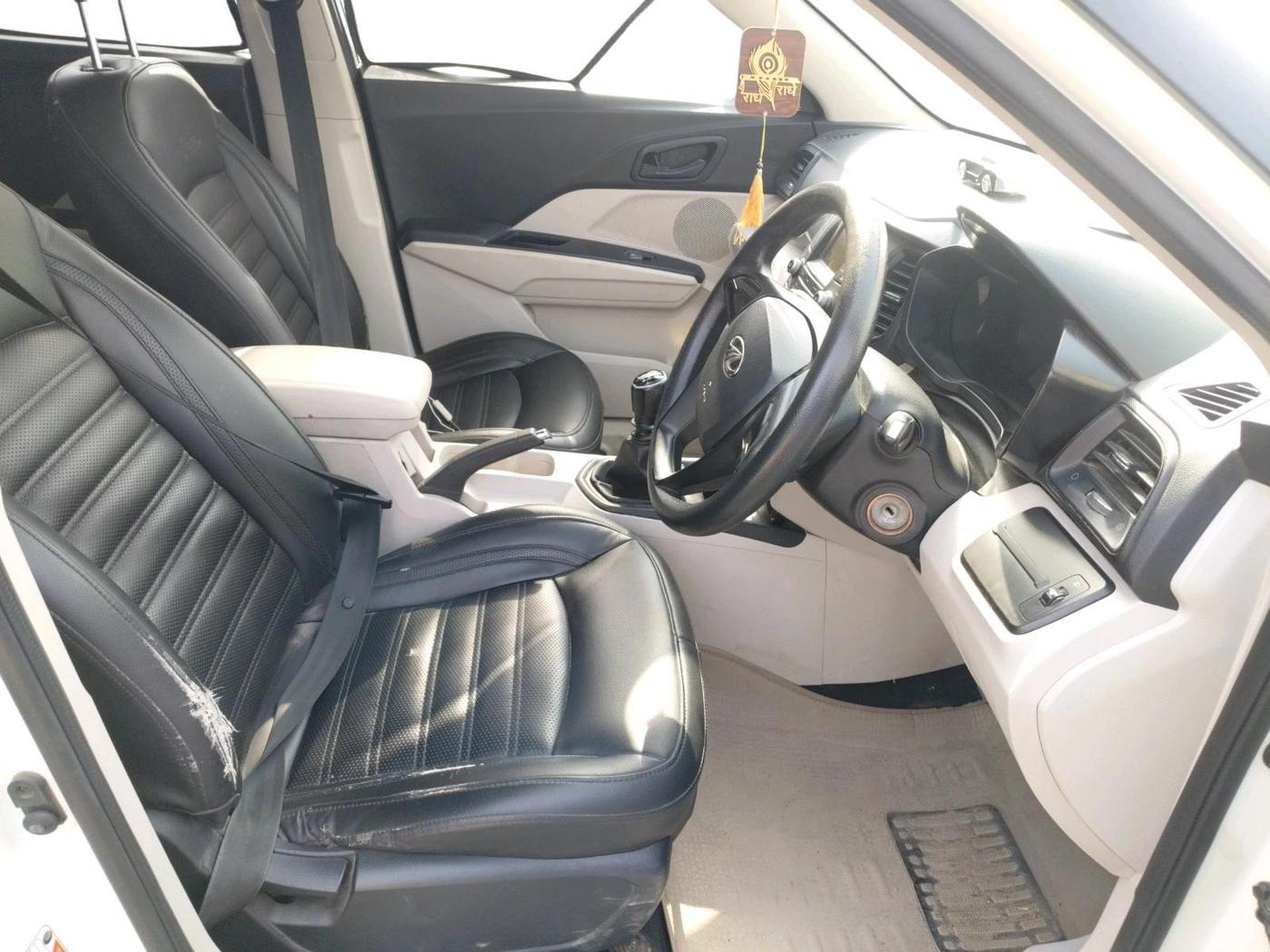 2019 Mahindra XUV300 W4 1.5 DIESEL, Diesel, Manual, 87,501 km, interior