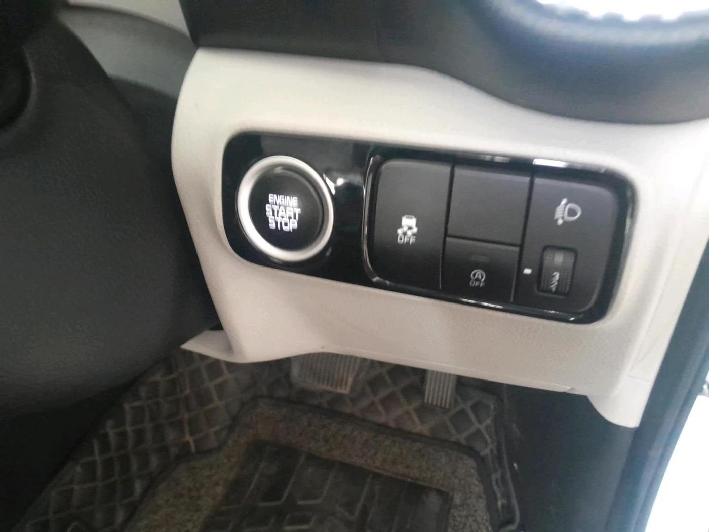 2023 KIA SONET HTX 1.0 DCT, Petrol, Automatic, 15,516 km, interior