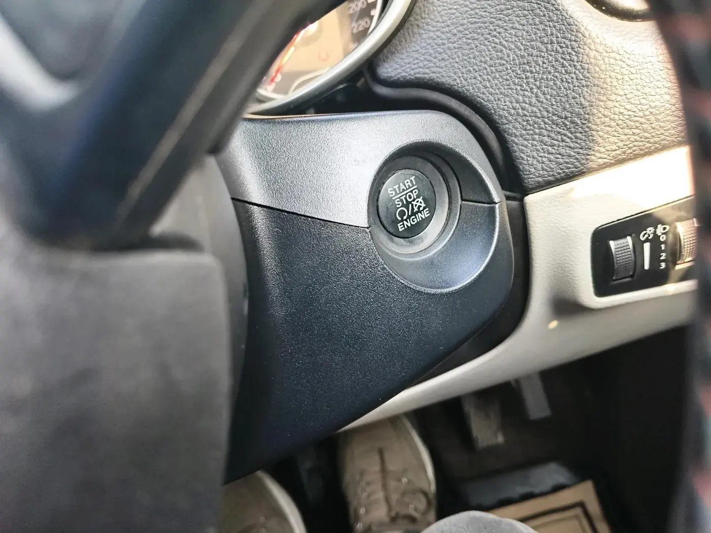 2018 Jeep Compass LIMITED PLUS PETROL AT, Petrol, Automatic, 24,586 km, interior