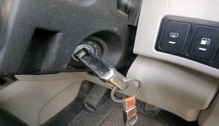 2019 Mahindra Scorpio S9, Diesel, Manual, 62,747 km, interior