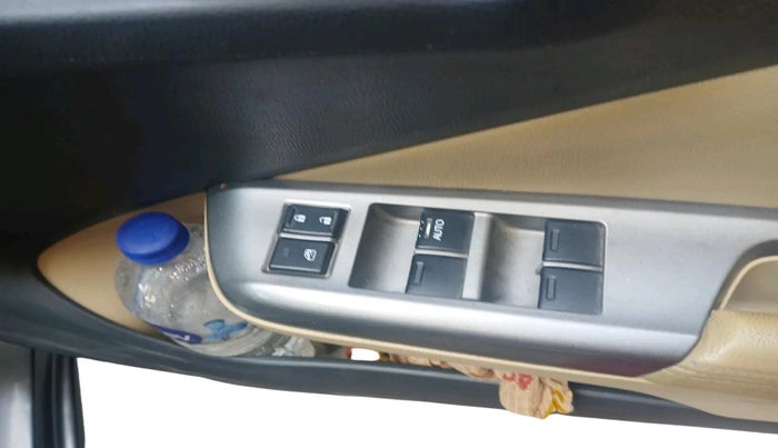 2015 Honda City 1.5L I-VTEC VX (O) MT, Petrol, Manual, 1,45,867 km, interior