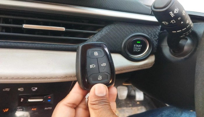 2024 Tata NEXON CREATIVE + 1.5 DIESEL, Diesel, Manual, 33,354 km, interior