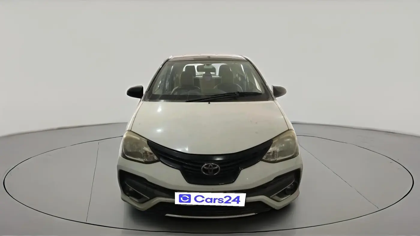 2017 Toyota Etios Liva V, Petrol, Manual, 98,250 km, exterior