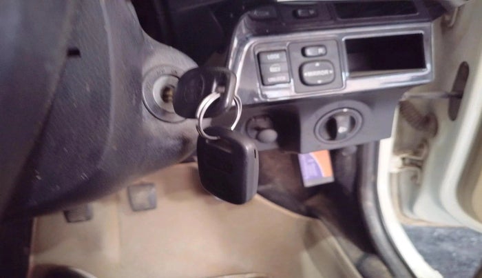 2017 Toyota Etios Liva V, Petrol, Manual, 98,250 km, interior