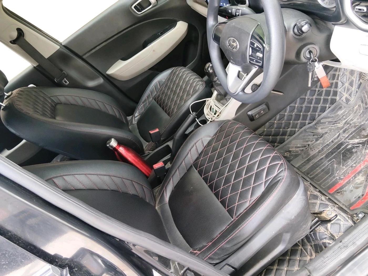 2023 Hyundai VENUE E 1.2, Petrol, Manual, 1,07,599 km, interior