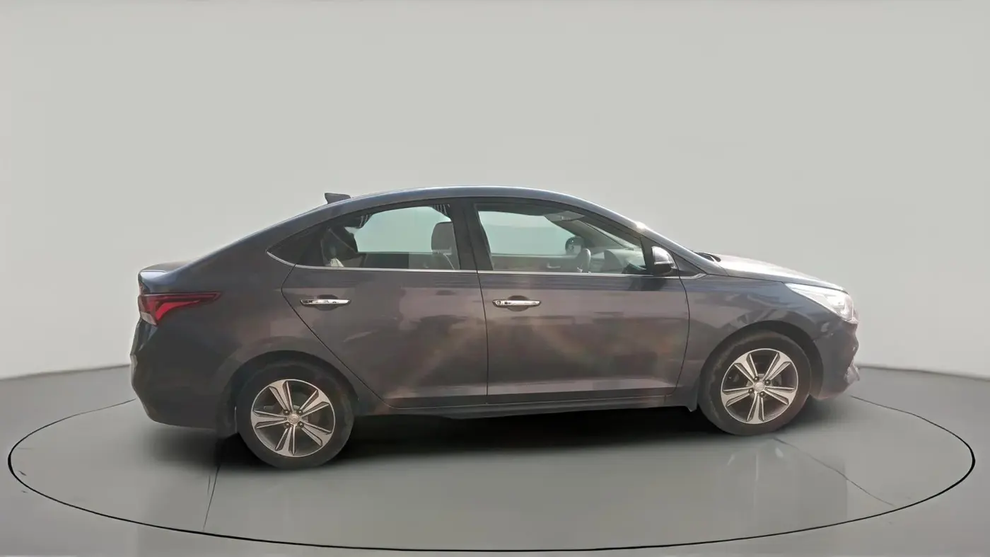 2017 Hyundai Verna 1.6 VTVT SX (O) AT, Petrol, Automatic, 80,000 km, exterior