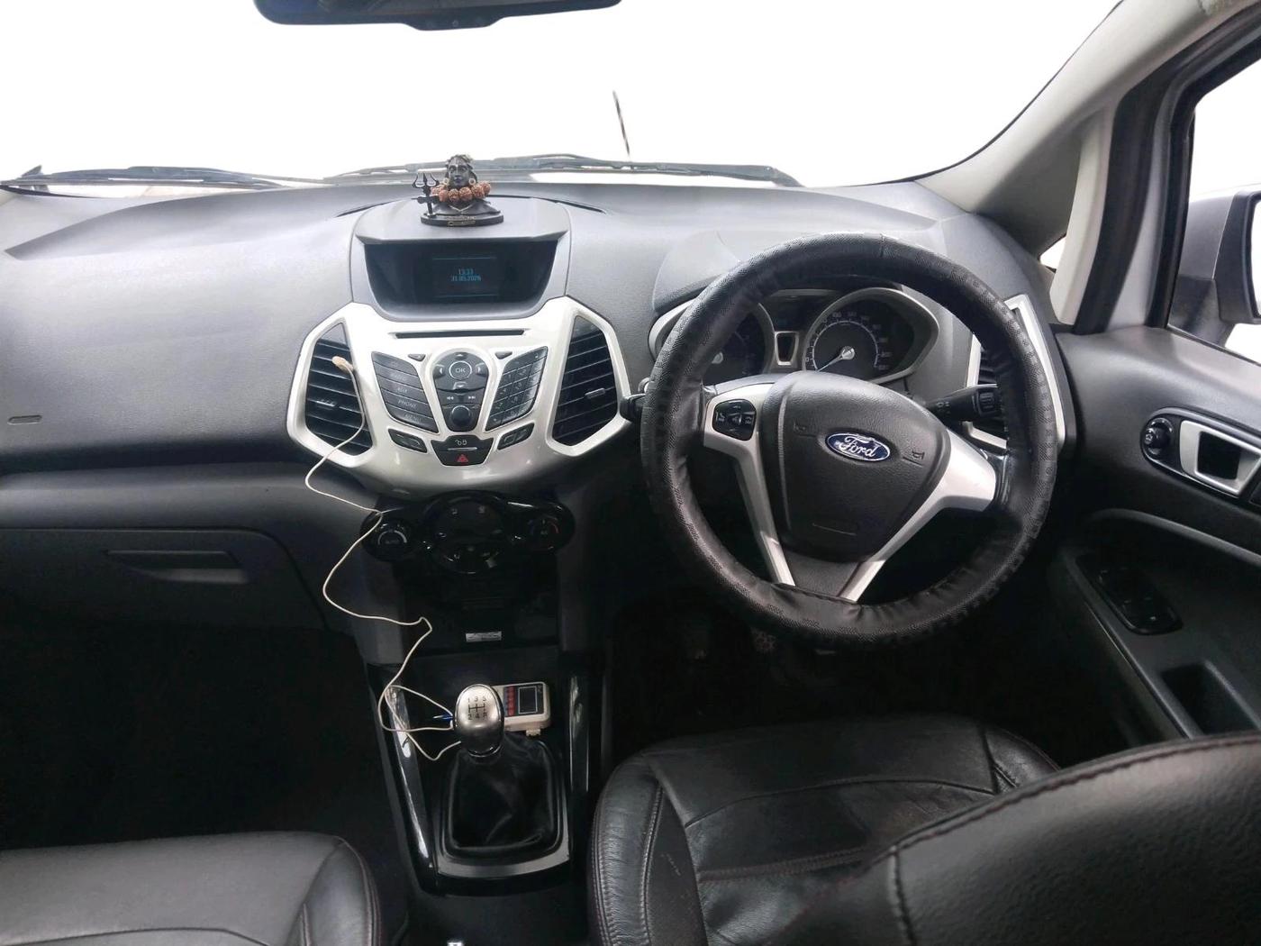 2015 Ford Ecosport TITANIUM 1.0L ECOBOOST, Petrol, Manual, 98,648 km, interior