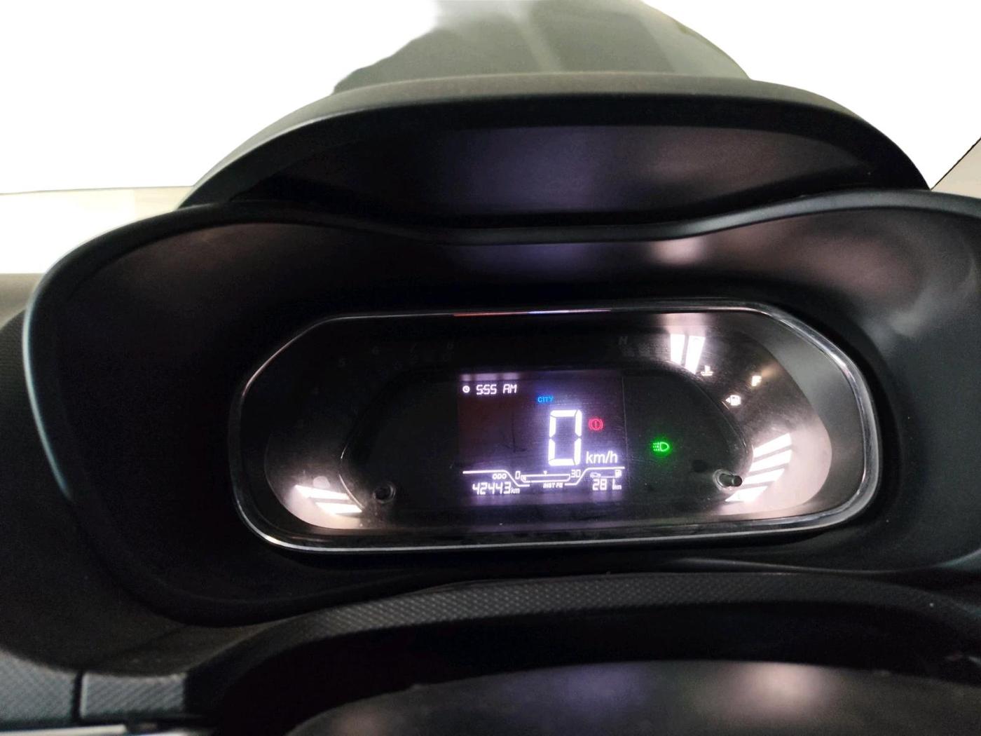 2020 Tata NEXON XE PETROL, Petrol, Manual, 42,443 km, interior