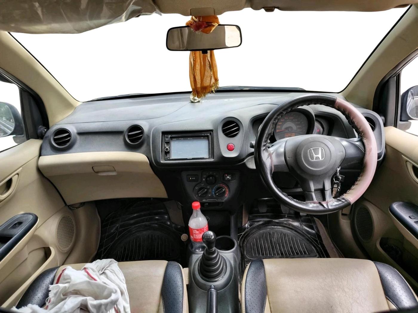 2015 Honda Amaze 1.2L I-VTEC E, CNG, Manual, 45,796 km, interior