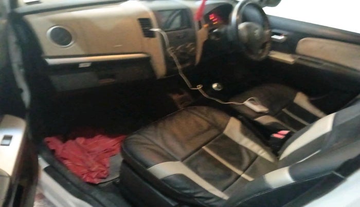 2017 Maruti Wagon R 1.0 LXI, Petrol, Manual, 22,518 km, interior