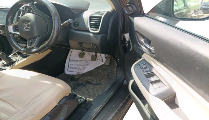 2022 Honda City 1.5L I-VTEC VX, Petrol, Manual, 80,043 km, interior