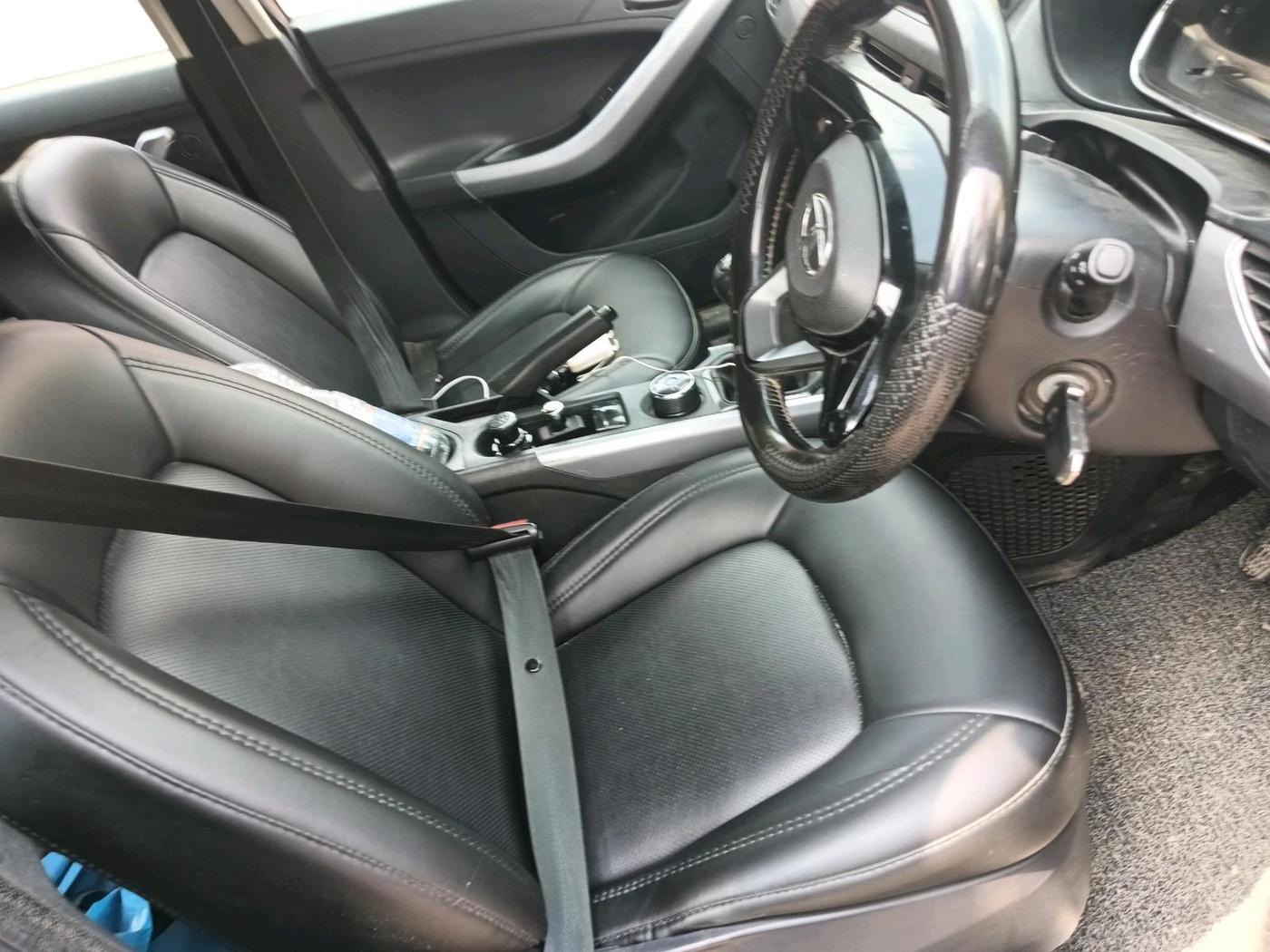 2023 Tata NEXON XM PETROL, Petrol, Manual, 63,459 km, interior