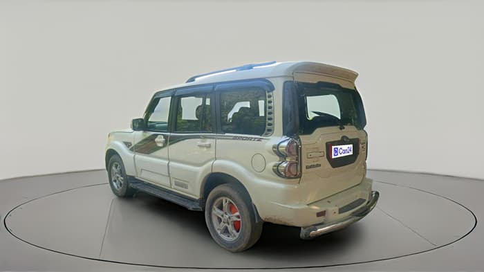 2017 Mahindra Scorpio S10, Diesel, Manual, 55,946 km, exterior
