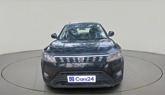 2022 Mahindra XUV300 W6 1.2 PETROL, Petrol, Manual, 62,463 km, exterior
